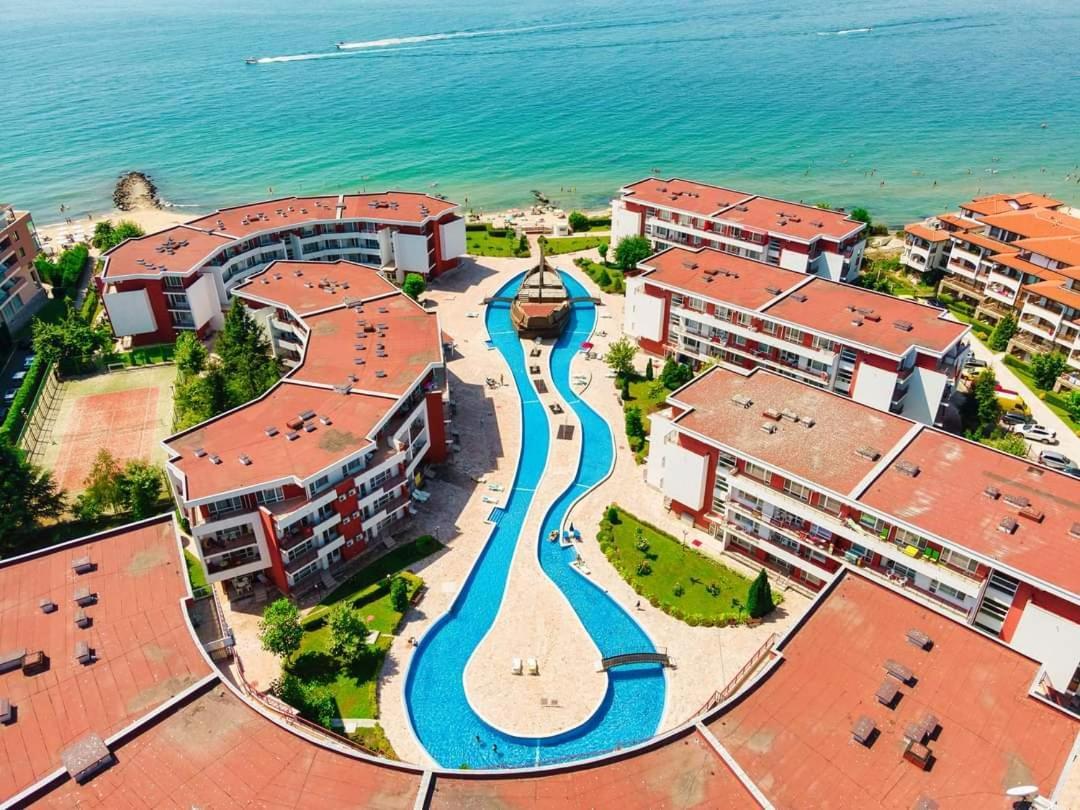 Apartman Ttt Burgas Bagian luar foto